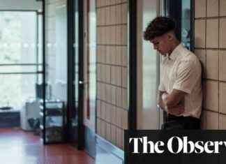 Protecting Vulnerable UK Children from School Exclusion: A Fight for Their Future news-19102024-204301