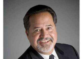 Carlos Garcia Receives Lifetime Achievement Award from ALAS news-21102024-210158