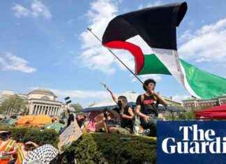 Columbia University Settles for $395,000 with Student Suspended over Protest ‘Fart Spray’ news-02112024-061343