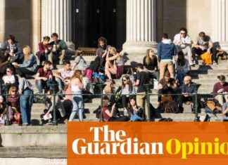 Prioritizing Help for Poorer Students: The Key to University Fee Hikes news-04112024-230528