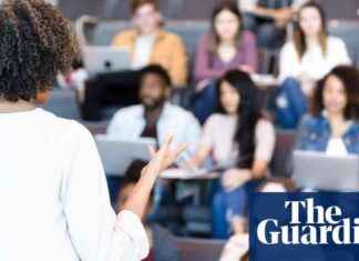 University Tuition Fee Increase in England: Impact on Students and Families news-08112024-215550