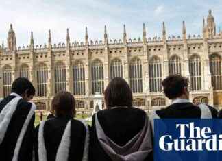 Breaking Barriers: Study Reveals Young Working-Class Faces Obstacles in Creative Industries news-14112024-160249