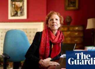 Closing the Gender Gap: Oxford’s First Female Chancellor Candidate Prioritizes Student Equality news-26112024-054032