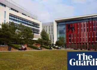 Over 75% of UK universities commit to fossil fuel pledge, activists report over-75-of-uk-universities-commit-to-fossil-fuel-pledge-activists-report