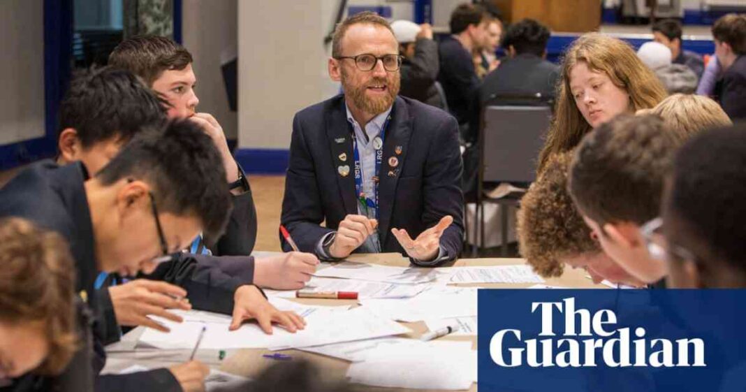 teaching-contested-history-nnovative-podcast-approach