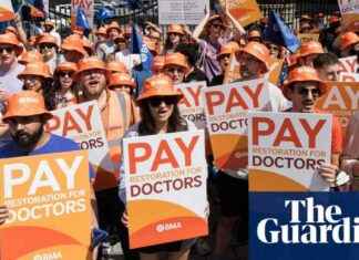 NHS Strikes Loom as Doctors Reject ‘Derisory’ Pay Rise nhs-strikes-loom-as-doctors-reject-derisory-pay-rise